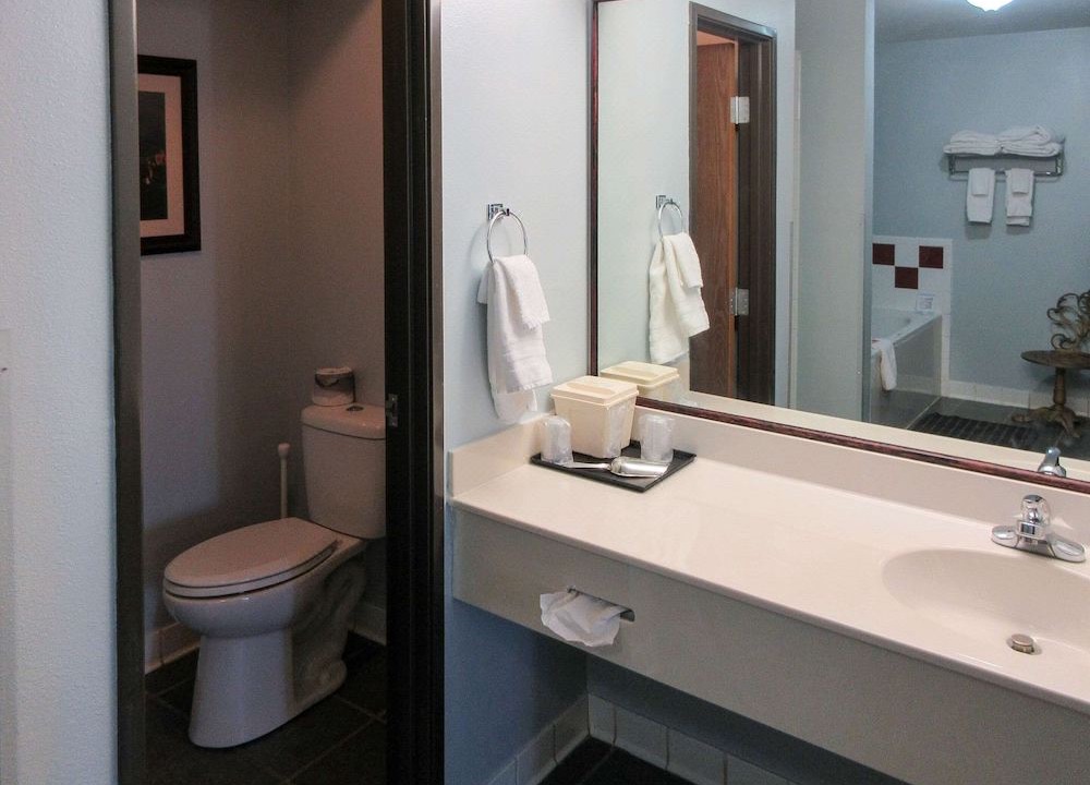 Photo of Bathroom in Manitou Springs