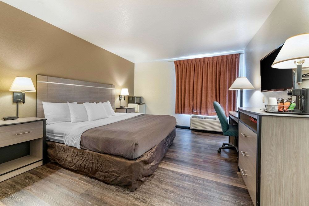 Photo of Bedroom in Pueblo