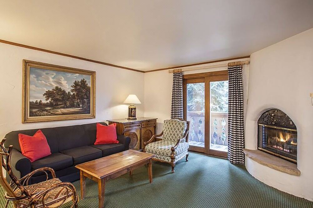 Photo of Livingroom in Vail