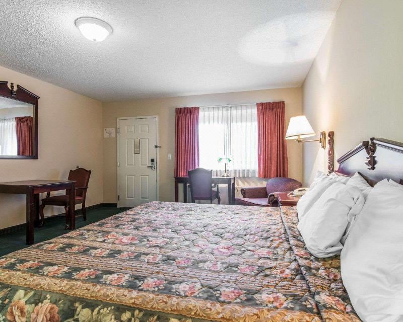 Photo of Bedroom in Manitou Springs