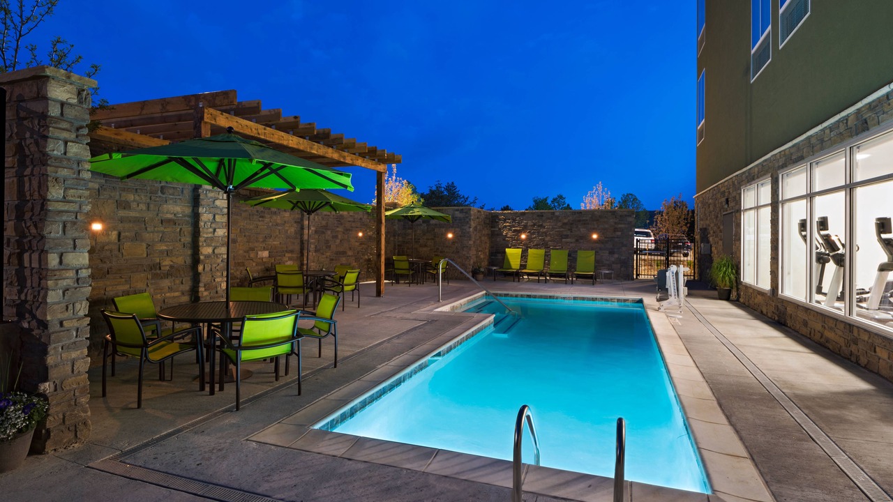 Photo of Outdoor in Denver West