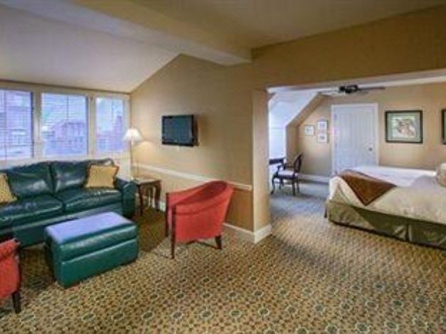 Photo of Livingroom in Beaver Creek