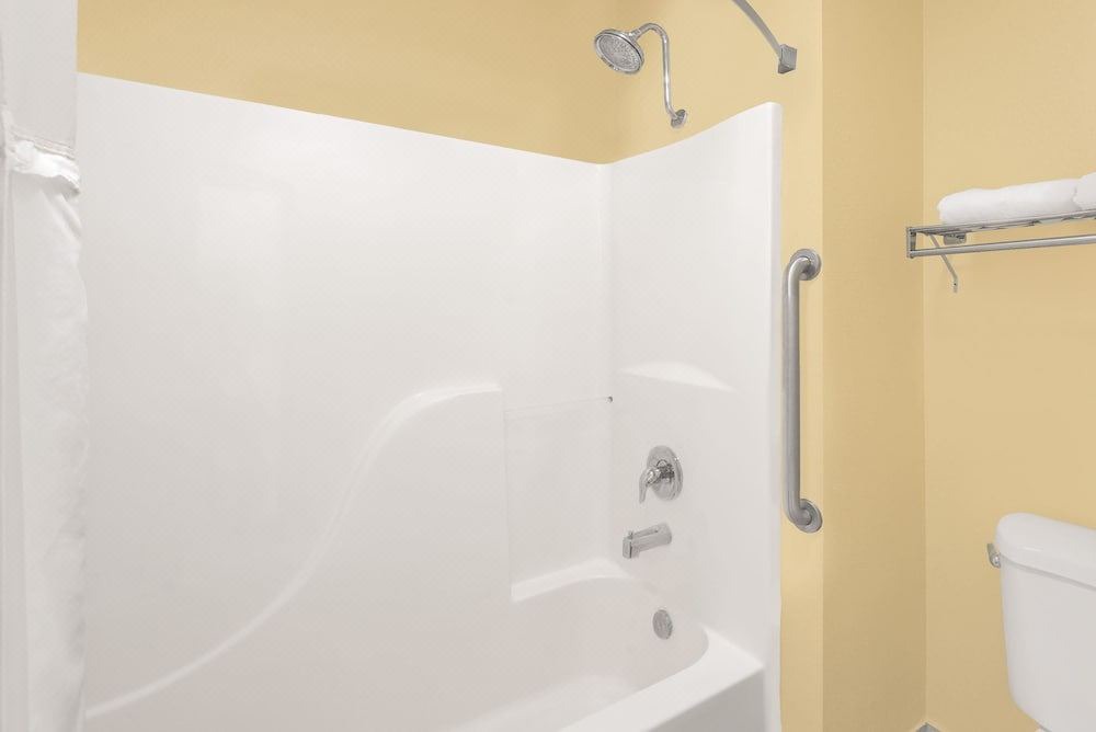Photo of Bathroom in Lamar