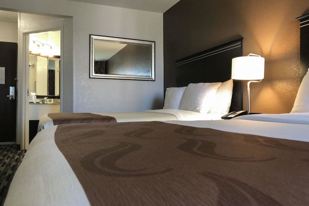 Photo of Bedroom in Dupont