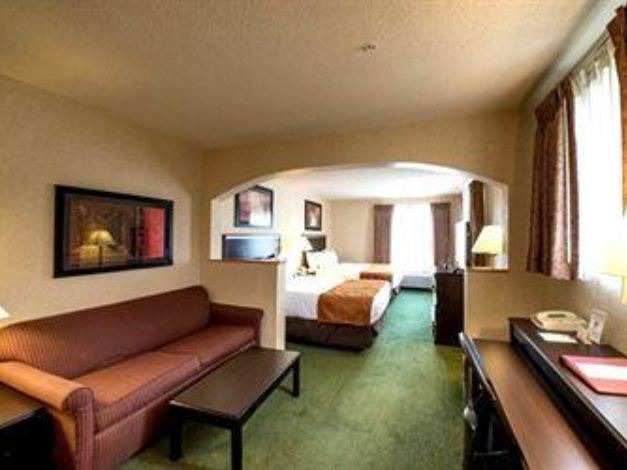 Photo of Livingroom in Dillon