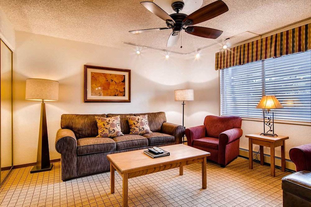 Photo of Livingroom in Vail