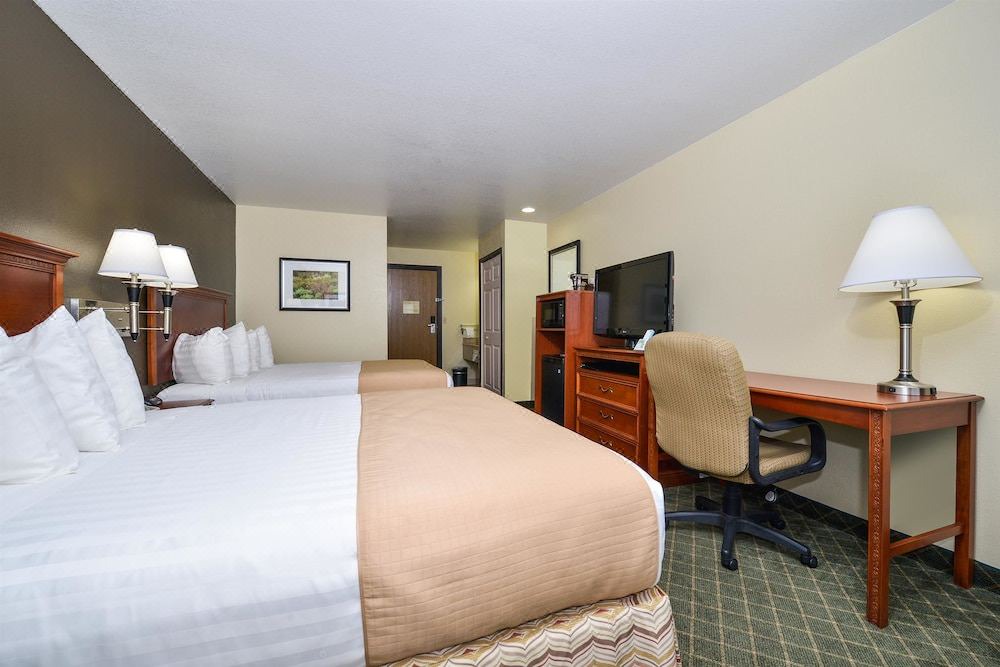 Photo of Bedroom in Canon City