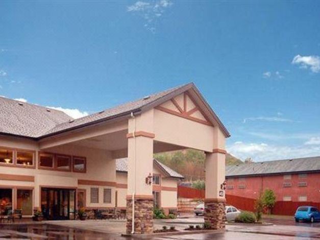 Photo of Buildings in Manitou Springs