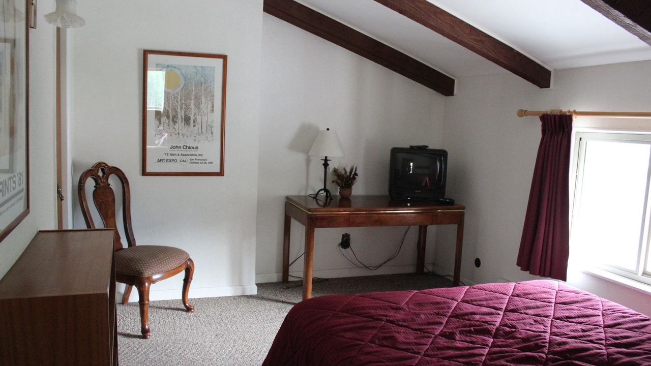 Photo of Bedroom in Historic District