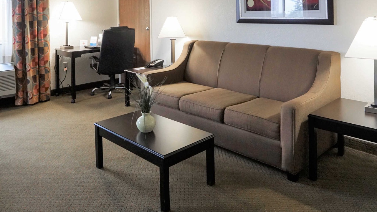 Photo of Livingroom in Dupont