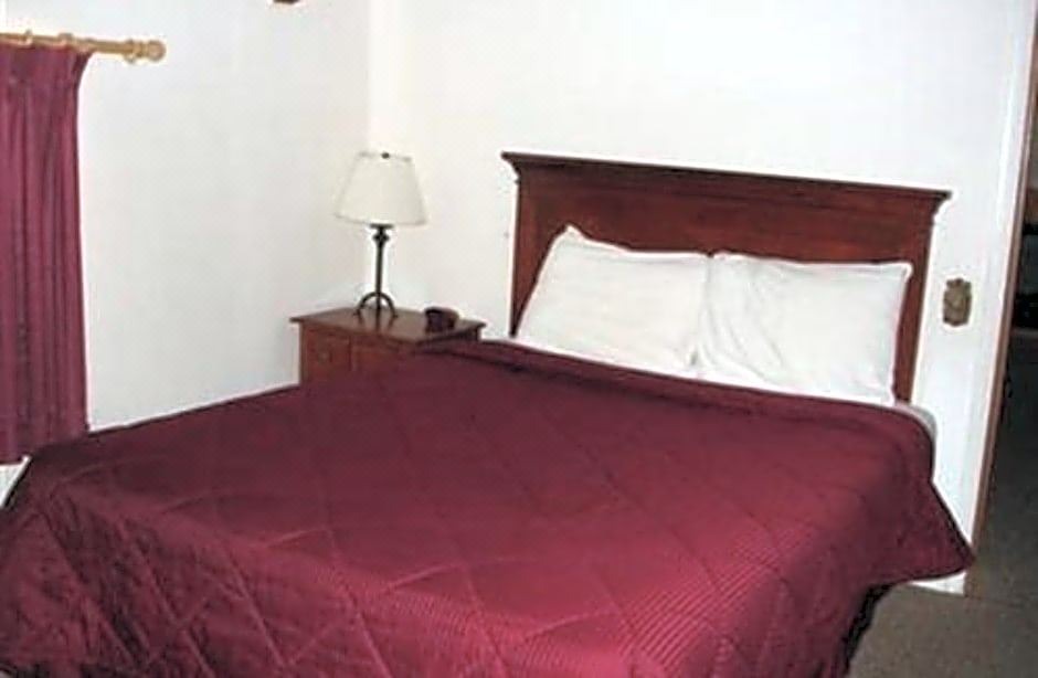 Photo of Bedroom in Historic District