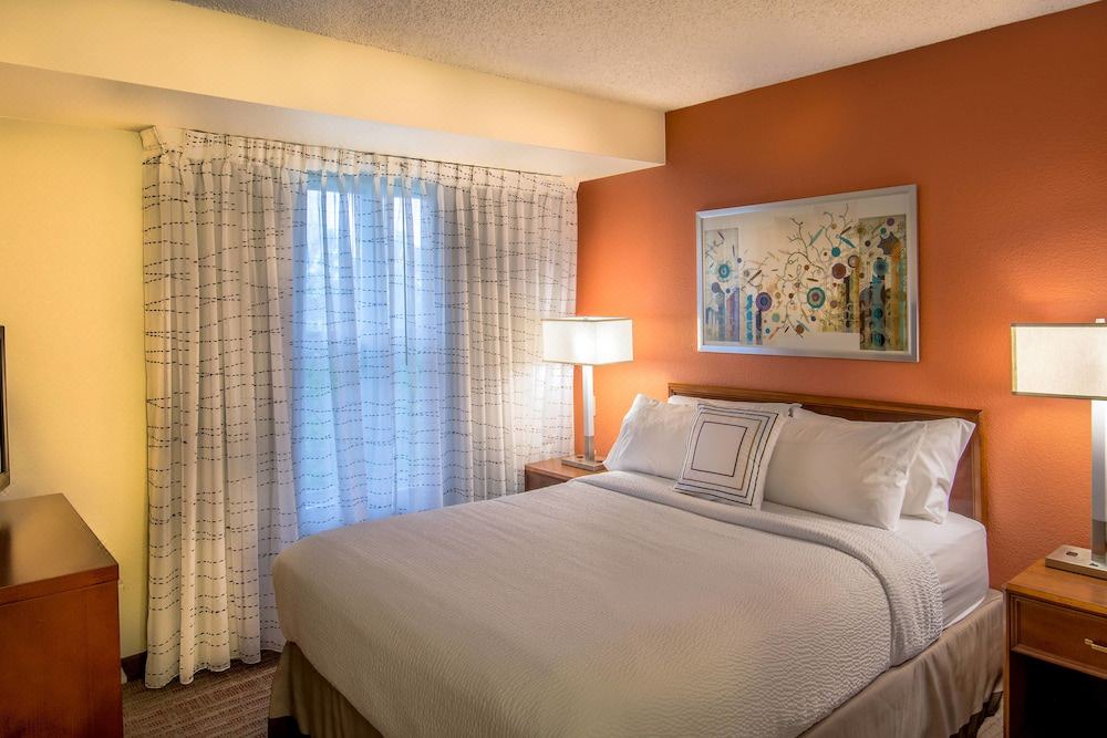 Photo of Bedroom in Lakewood