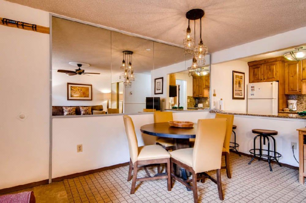 Photo of Livingroom in Vail