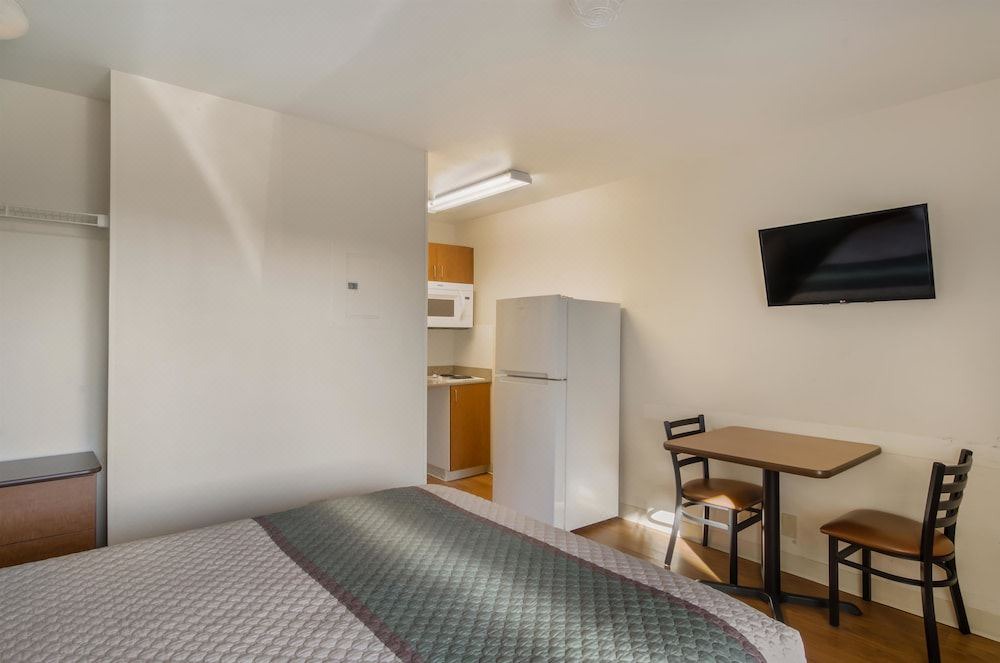 Photo of Bedroom in Aurora