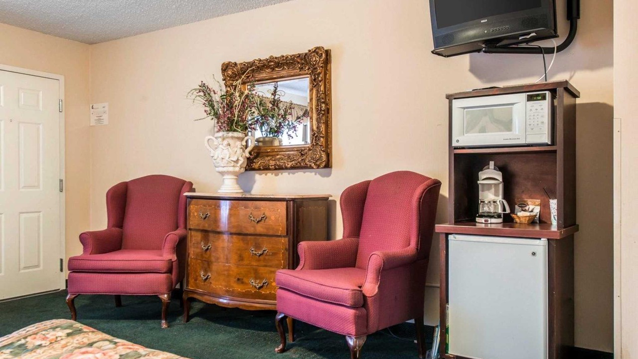 Photo of Livingroom in Manitou Springs