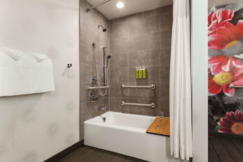 Photo of Bathroom in Whittier