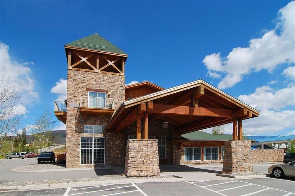 Photo of Buildings in Silverthorne