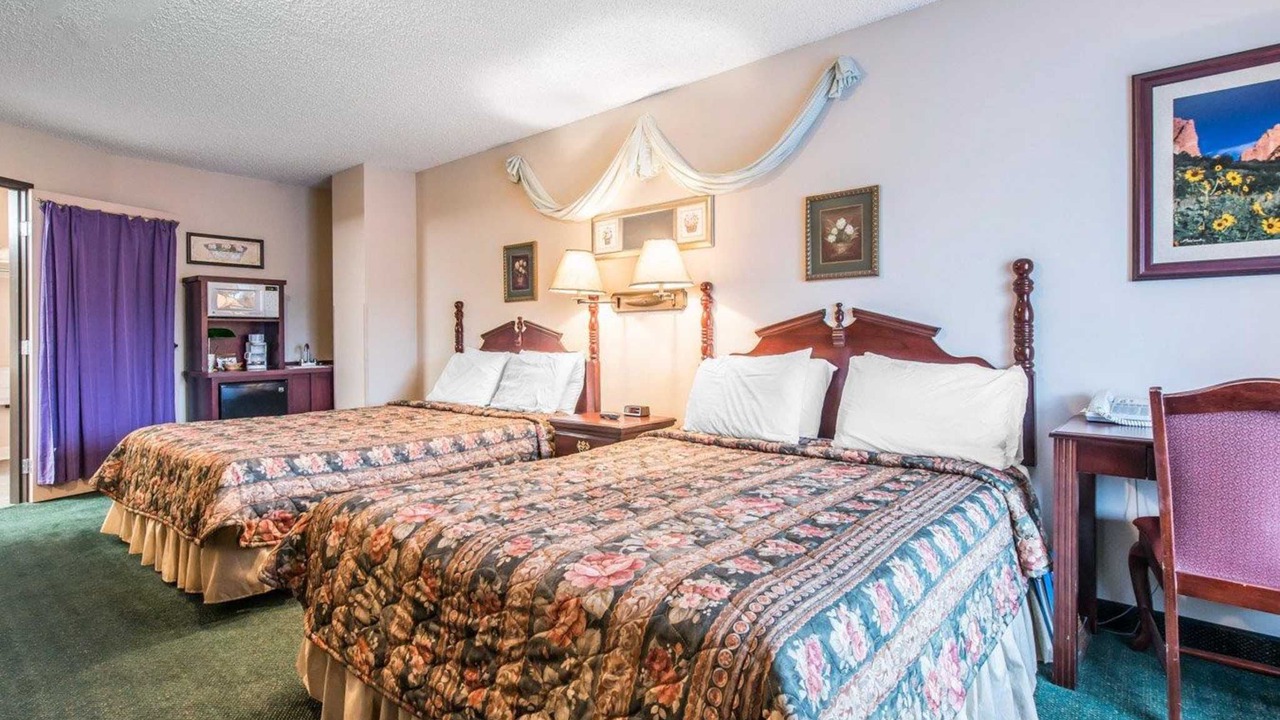 Photo of Bedroom in Manitou Springs