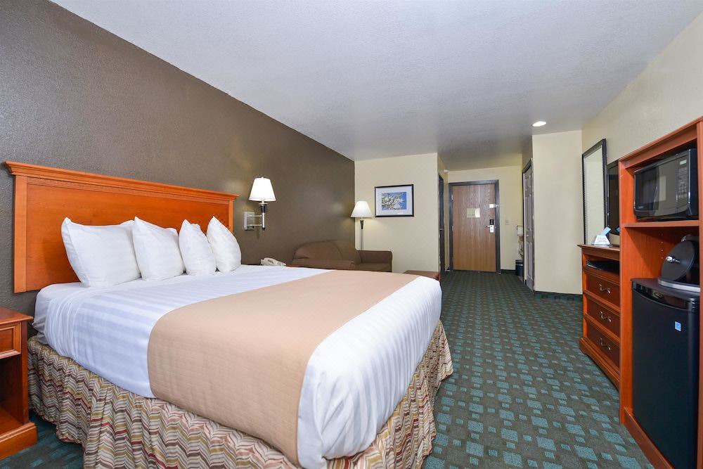 Photo of Bedroom in Canon City