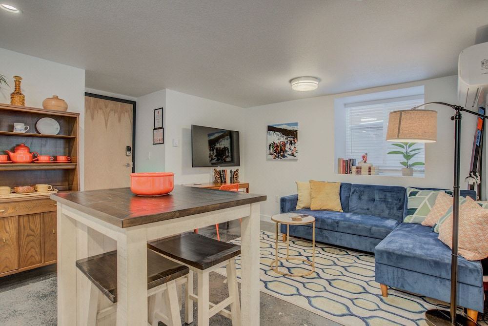 Photo of Livingroom in Downtown Colorado Springs