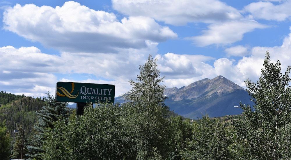Photo of Buildings in Silverthorne