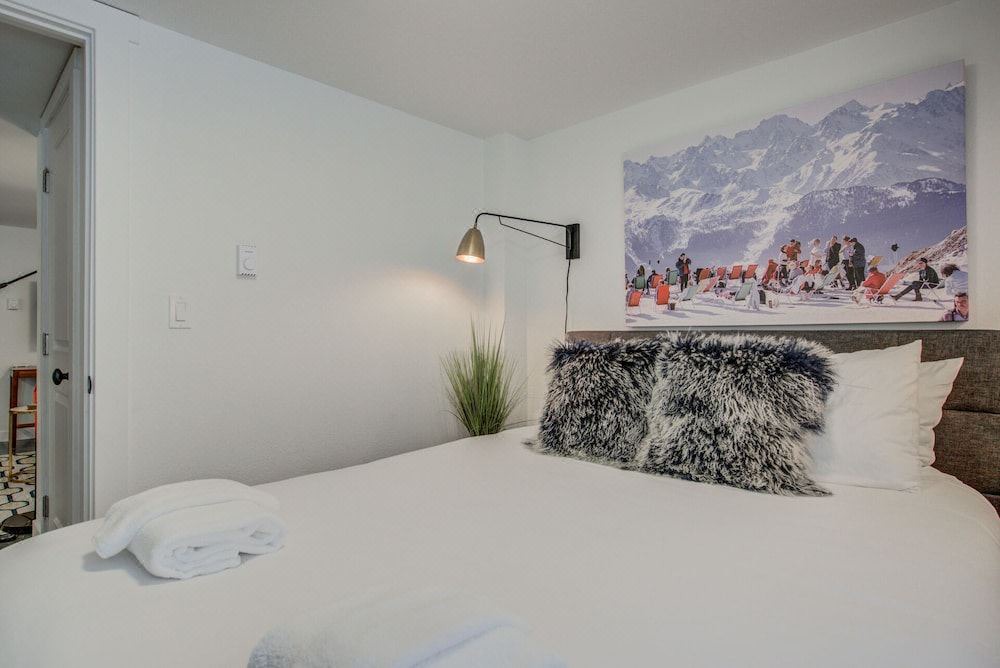 Photo of Bedroom in Downtown Colorado Springs