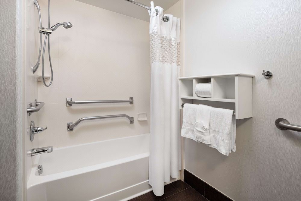 Photo of Bathroom in Centerra