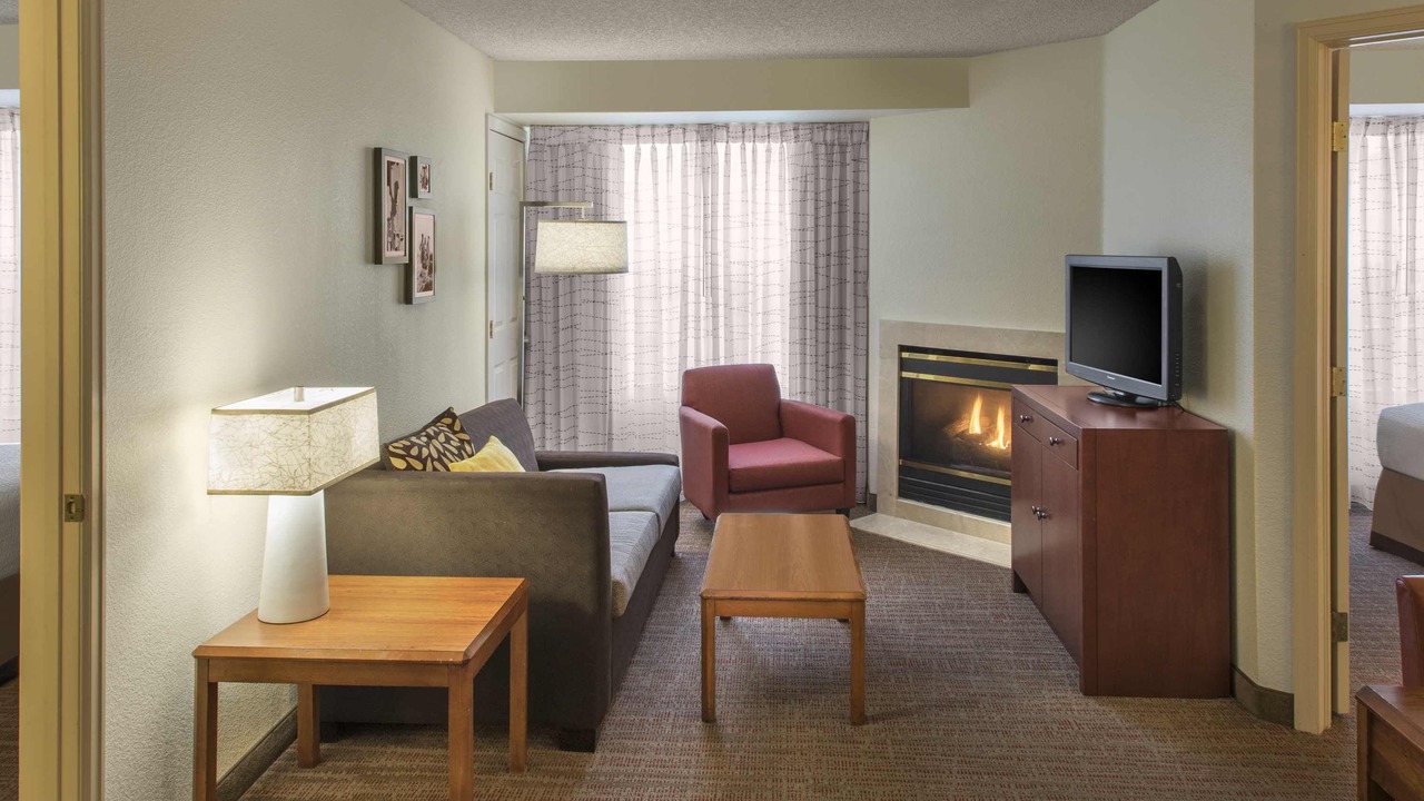 Photo of Livingroom in Lakewood