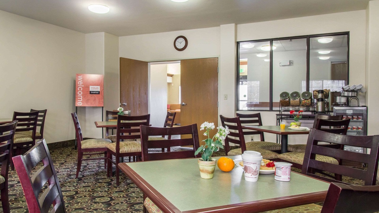Photo of Livingroom in Eagle