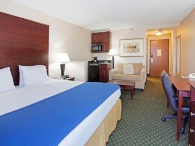 Photo of Bedroom in Aurora