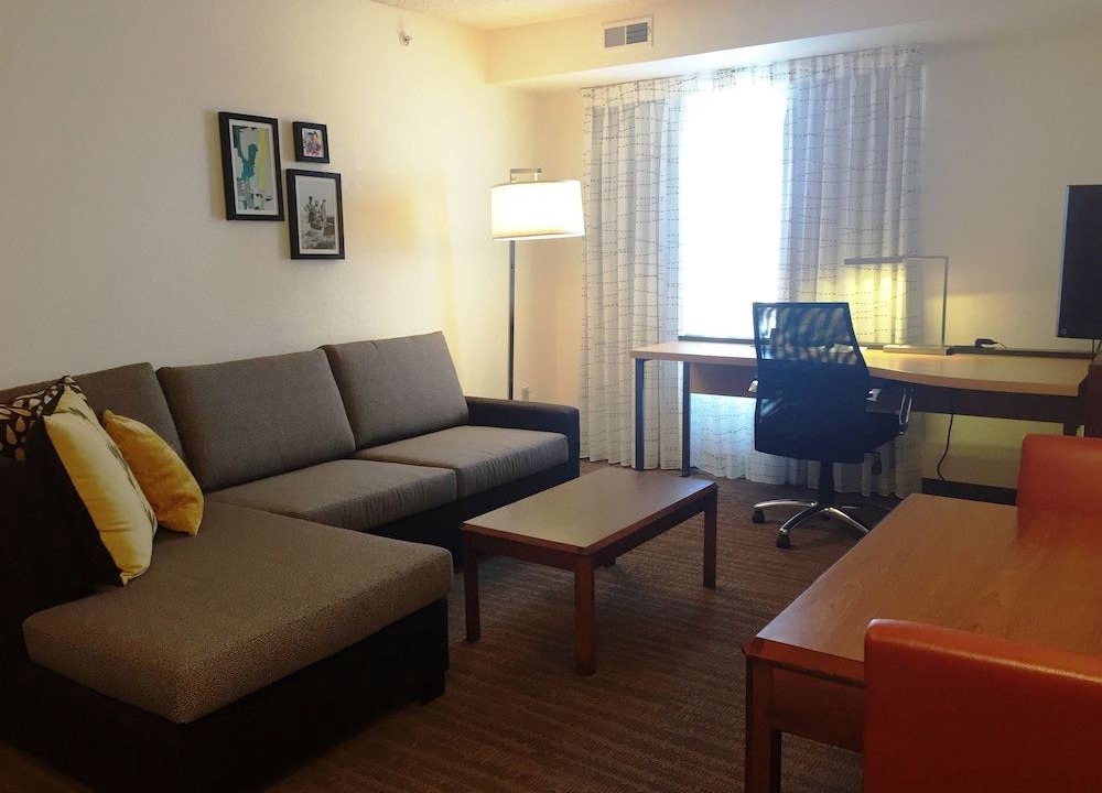 Photo of Livingroom in Lakewood