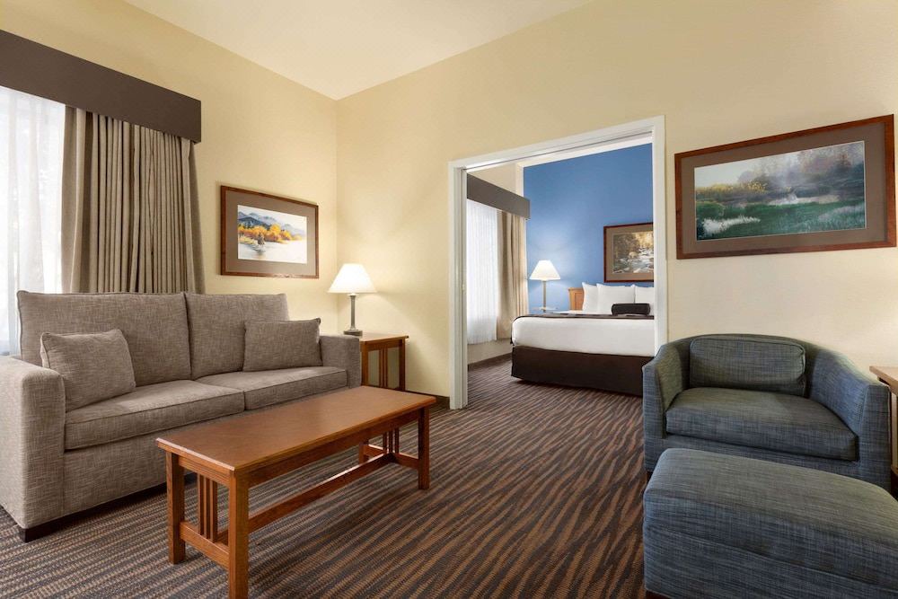 Photo of Livingroom in Greenwood Village