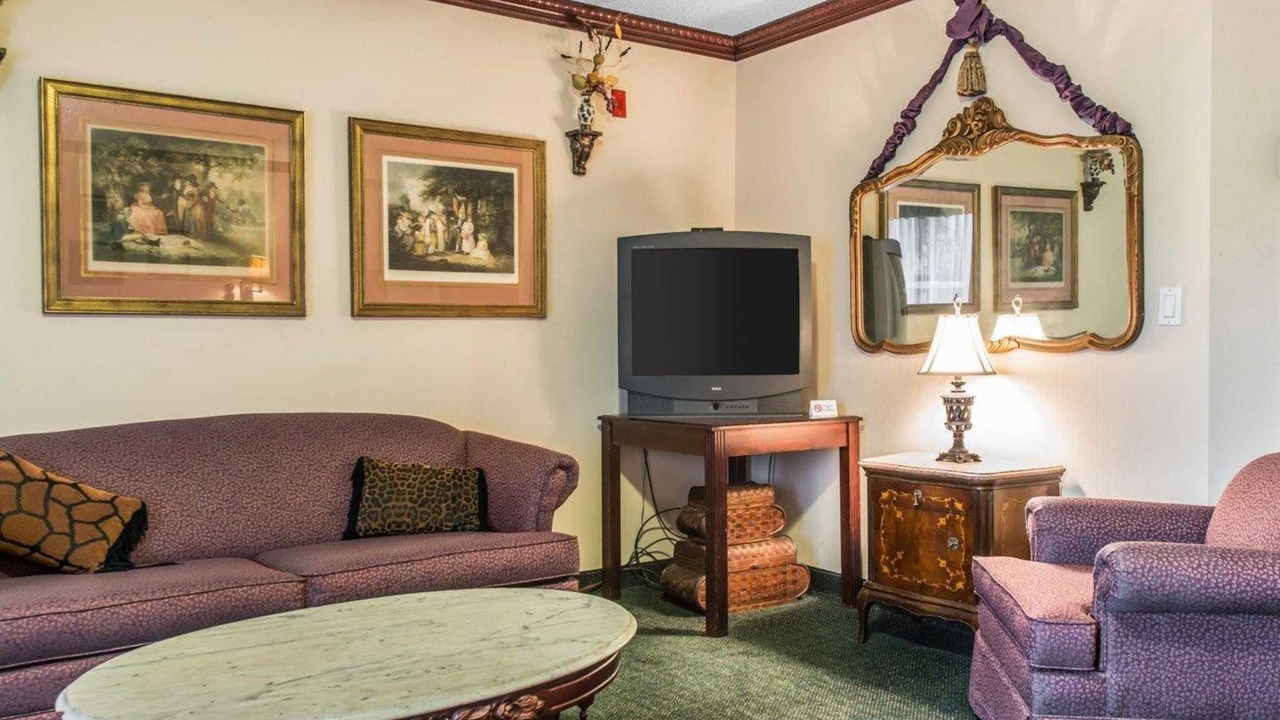 Photo of Livingroom in Manitou Springs