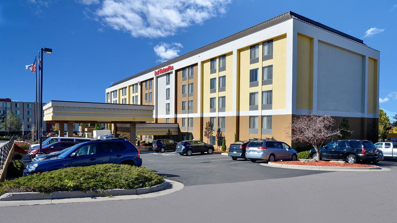 Photo of Buildings in Greenwood Village