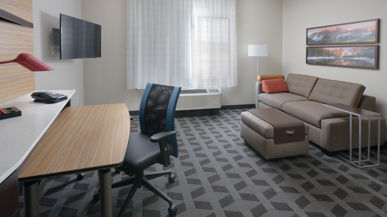 Photo of Livingroom in Lone Tree