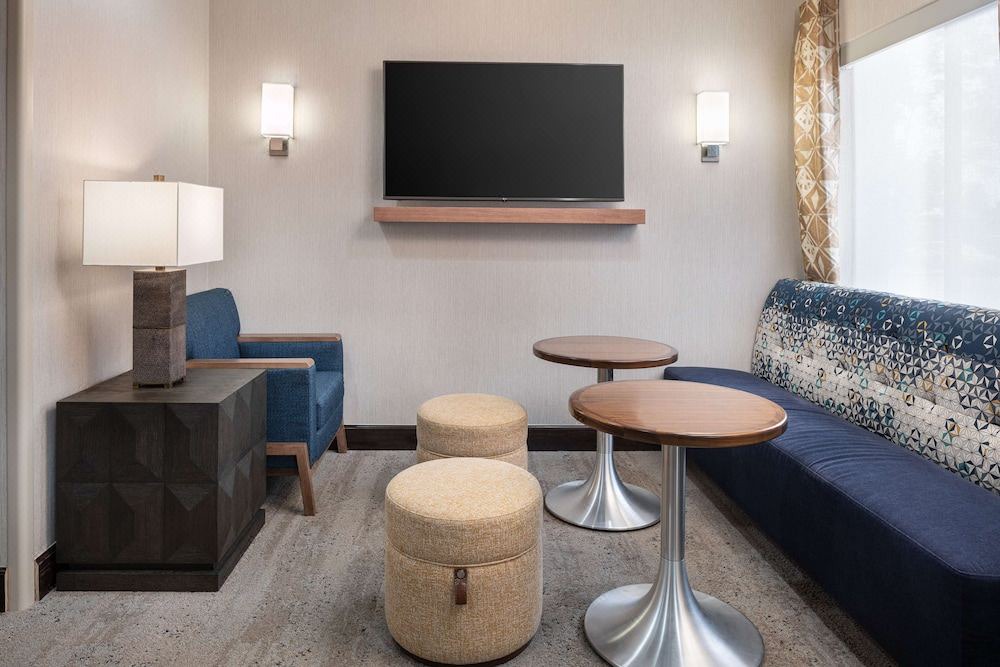 Photo of Livingroom in Centerra