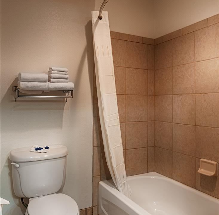 Photo of Bathroom in Canon City