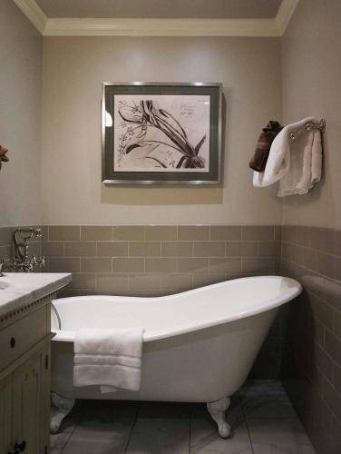 Photo of Bathroom in Old Town West