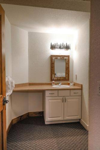 Photo of Bathroom in Grand Lake