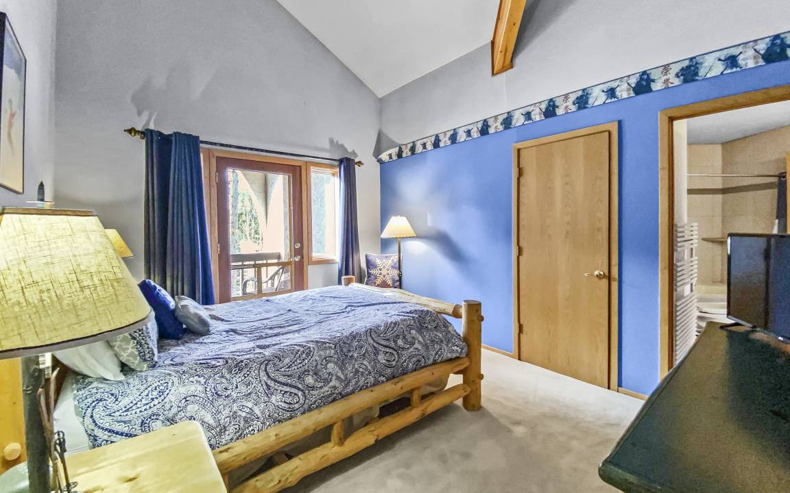 Photo of Bedroom in Warrior's Mark West