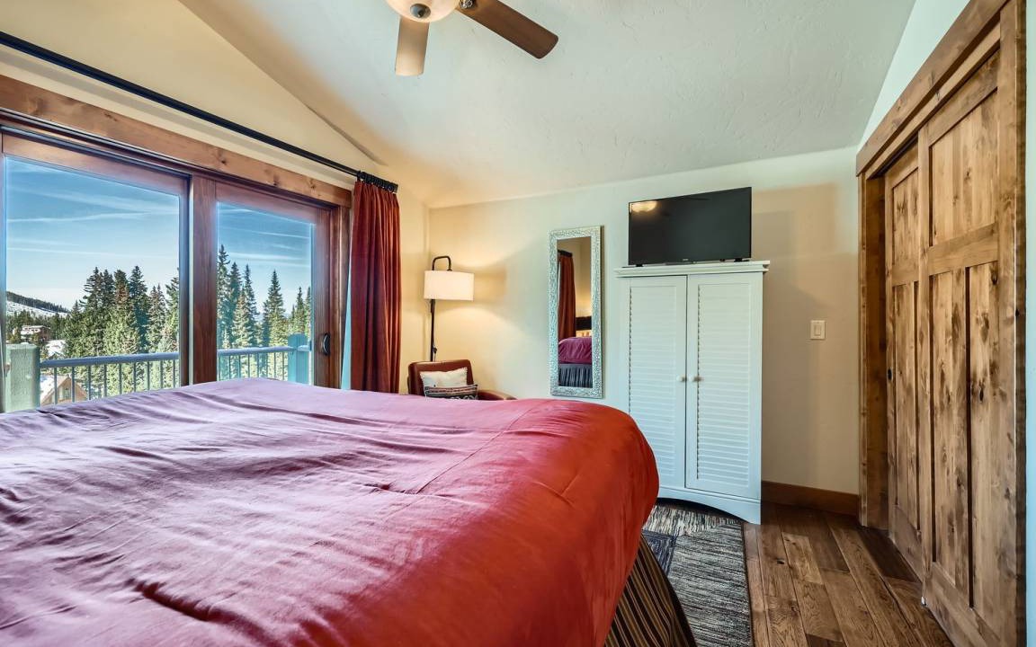 Photo of Bedroom in Blue River