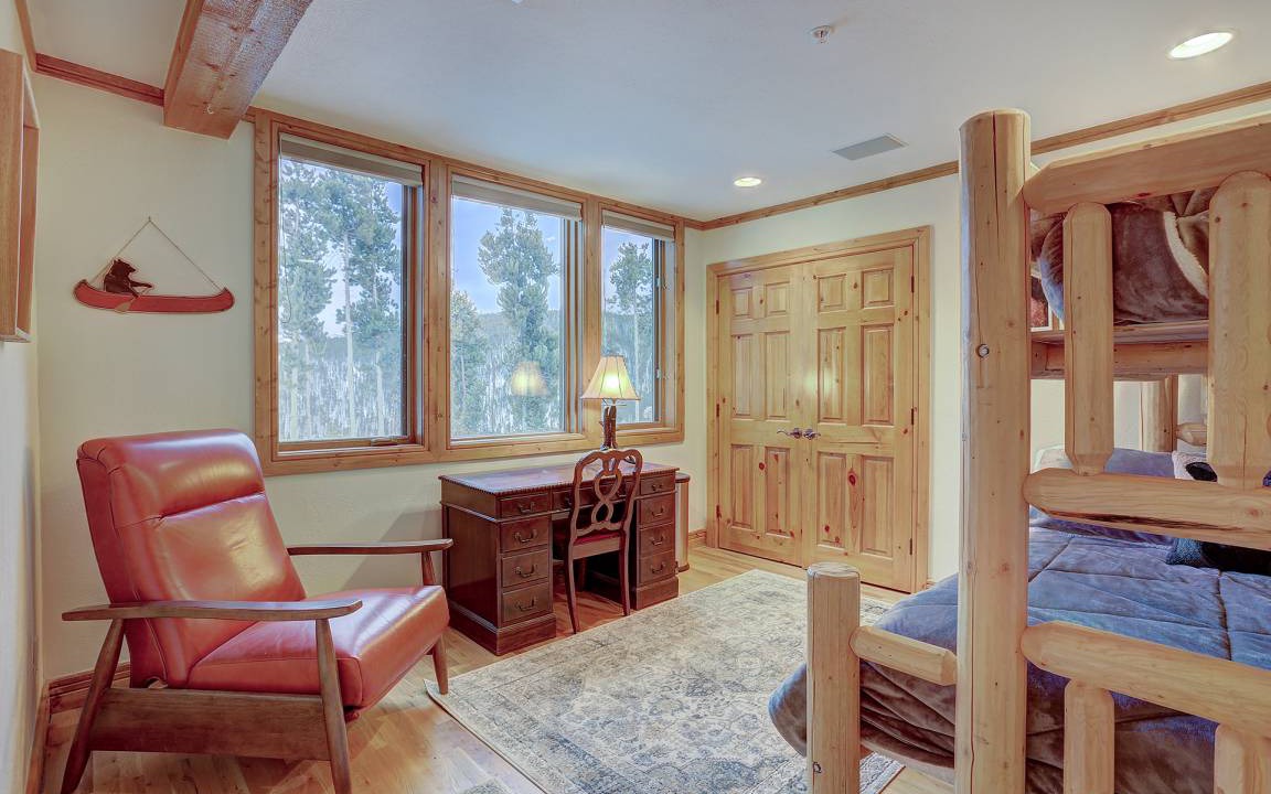 Photo of Livingroom in Breckenridge