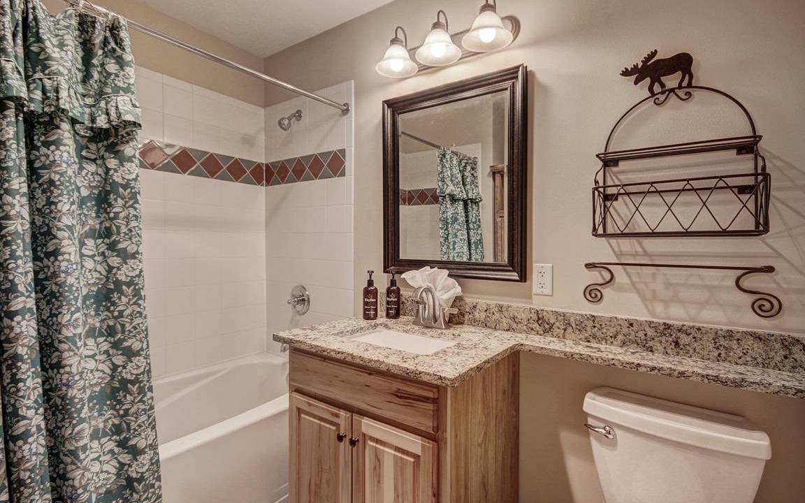 Photo of Bathroom in Copper Mountain Village