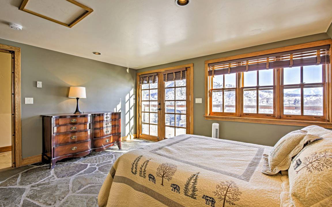 Photo of Bedroom in Glenwood Springs