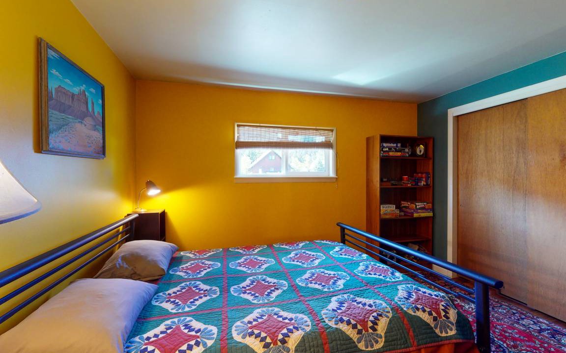 Photo of Bedroom in Ponderosa Pines