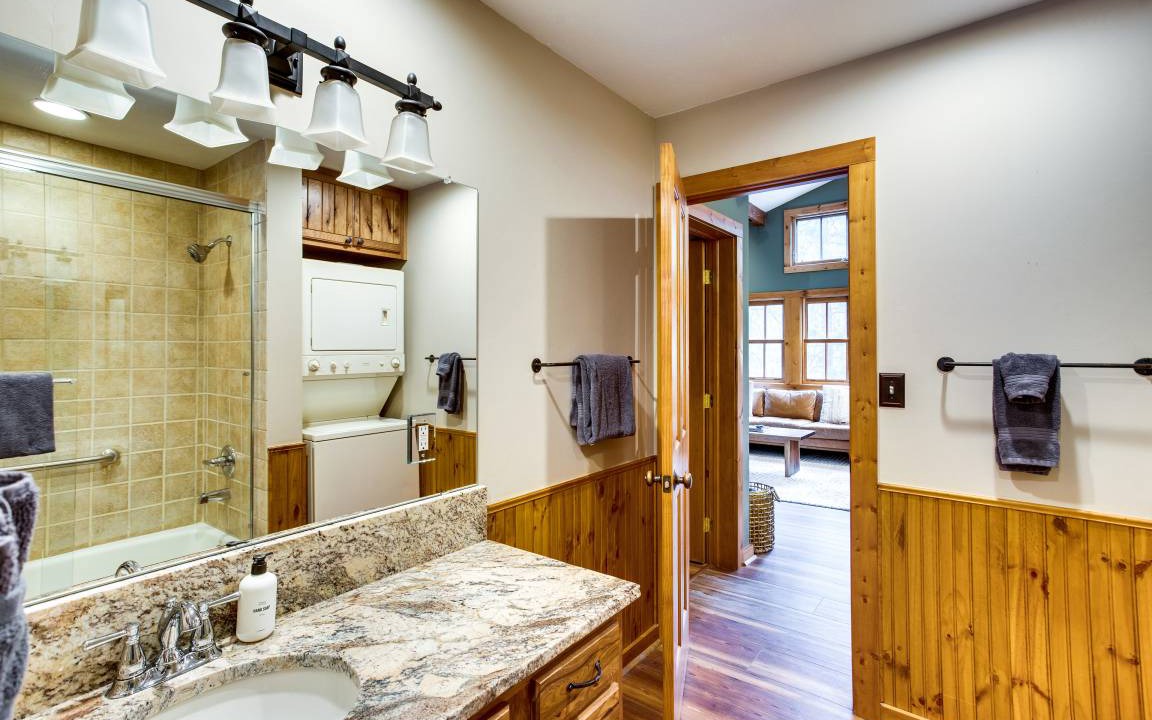 Photo of Bathroom in Almont