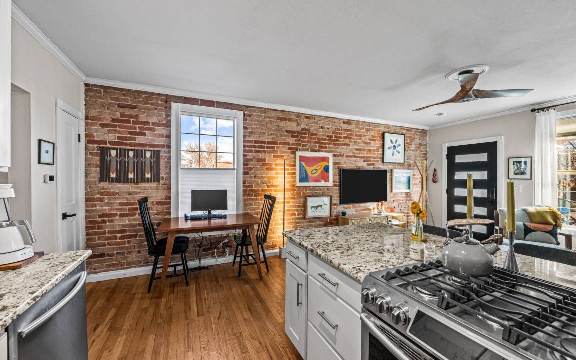 Photo of Livingroom in Baker