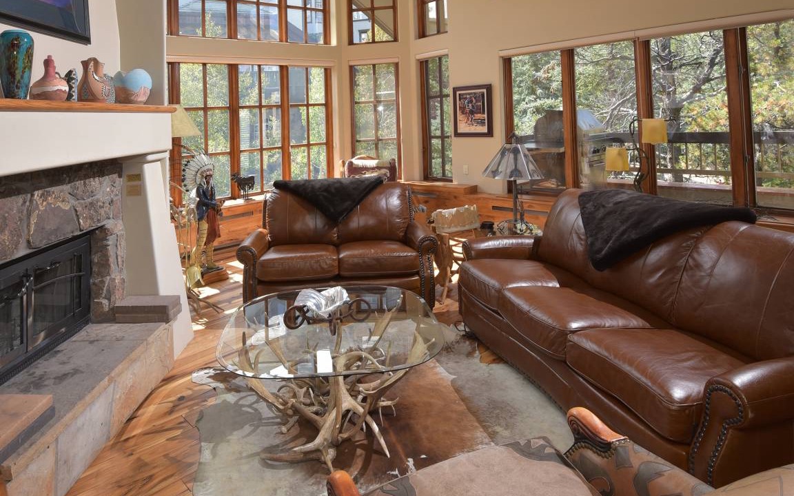 Photo of Livingroom in Beaver Creek