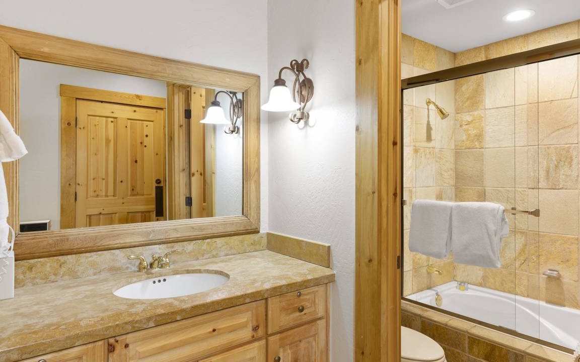 Photo of Bathroom in Mountain Village