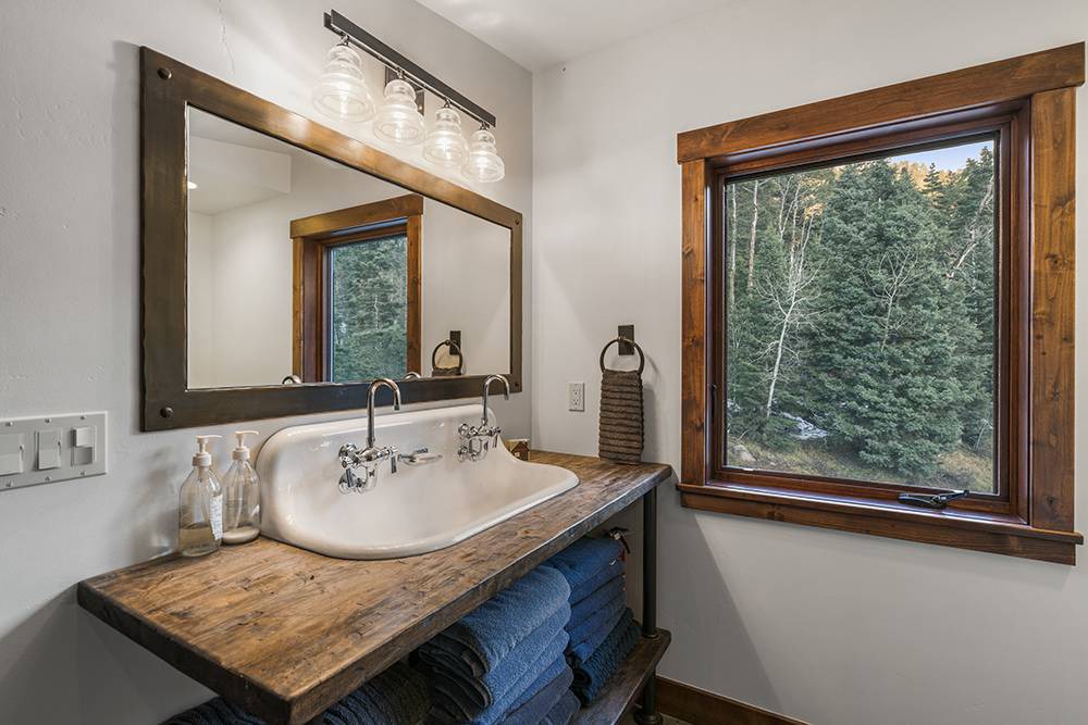 Photo of Bathroom in Durango - Purgatory